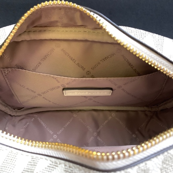 MICHAEL KORS Jet Set Crossbody Medium Logo Camera Bag w/ Matching Zip Wallet - Picture 9 of 12